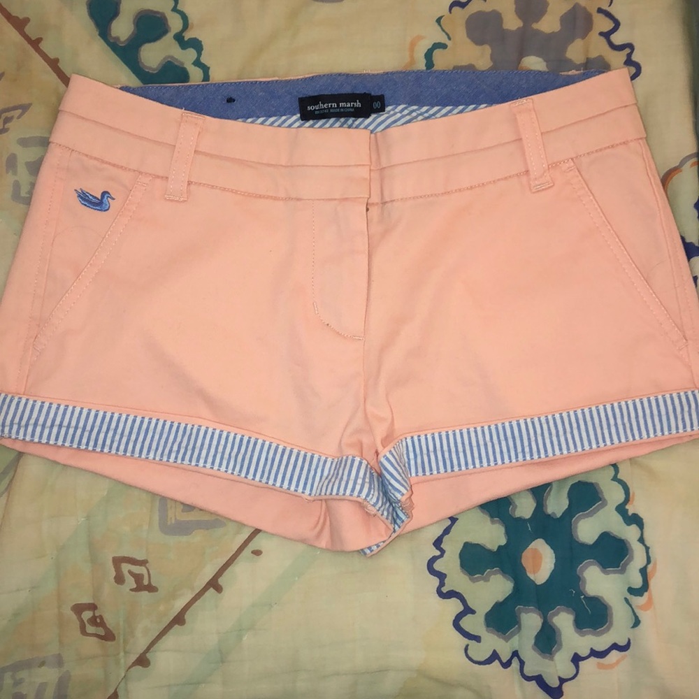 Size 00 coral and blue Southern Marsh shorts